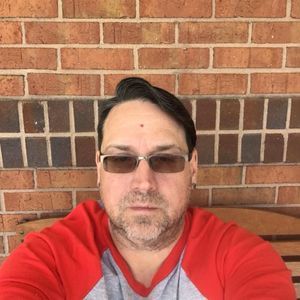 Meet your Posher, Gary